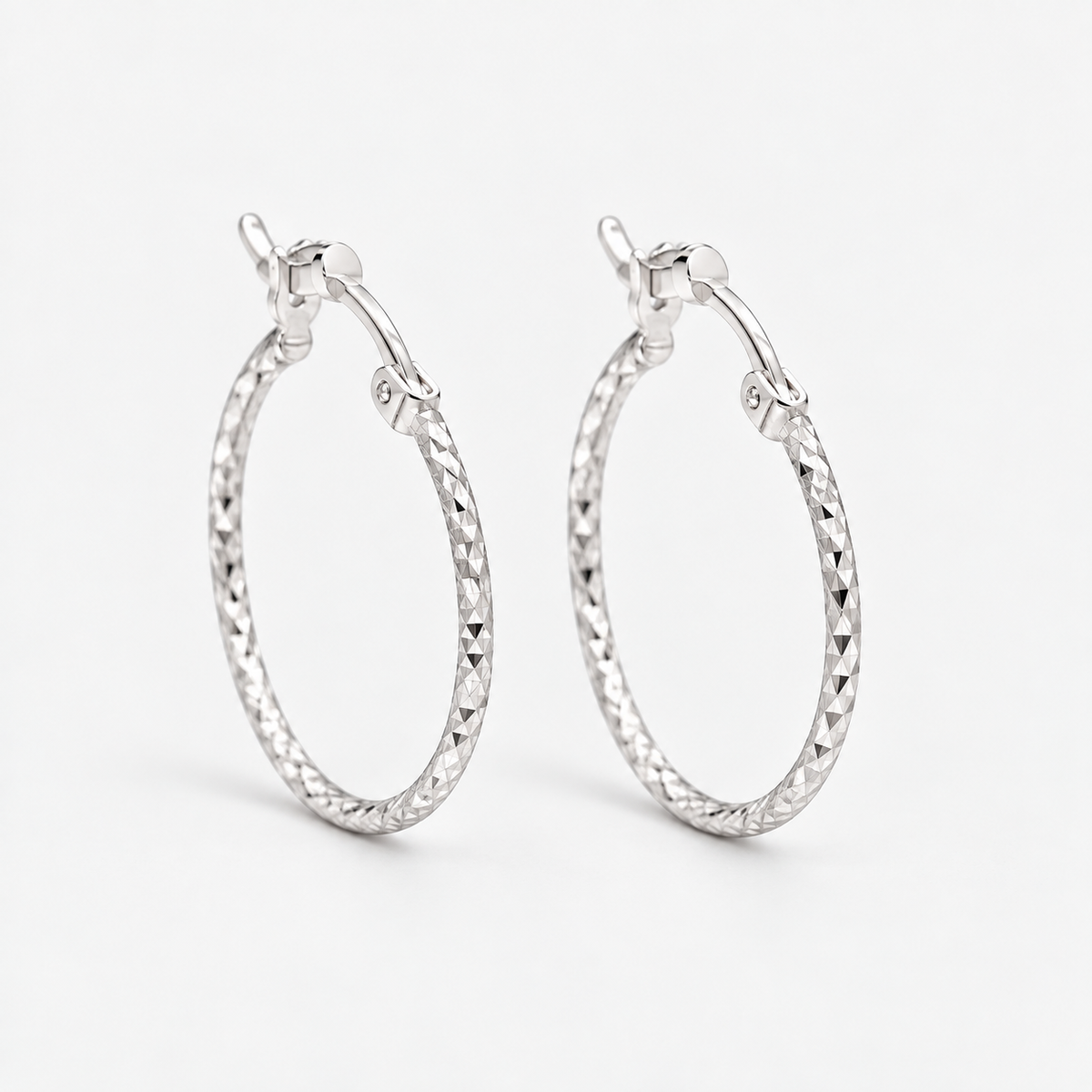 Aros argolla diamantada 18 mm Plata
