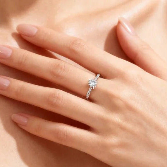 Anillo Solitario Cecilia Plata 925 - Joyas Gloss Crystal