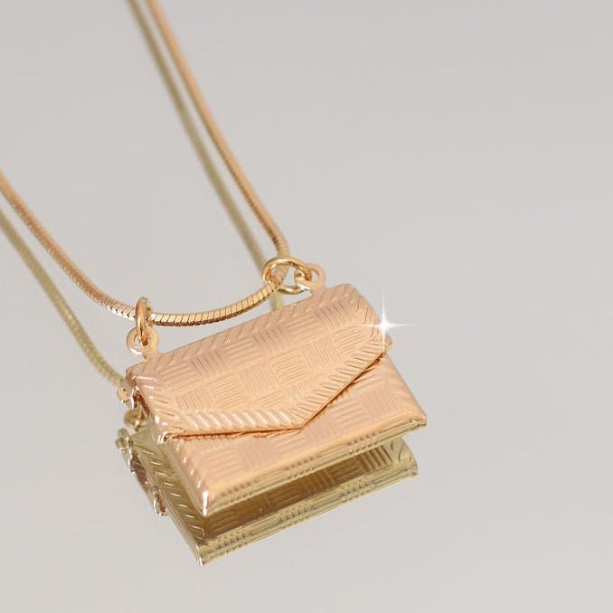 Collar Relicario Sobre - Joyas Gloss Crystal