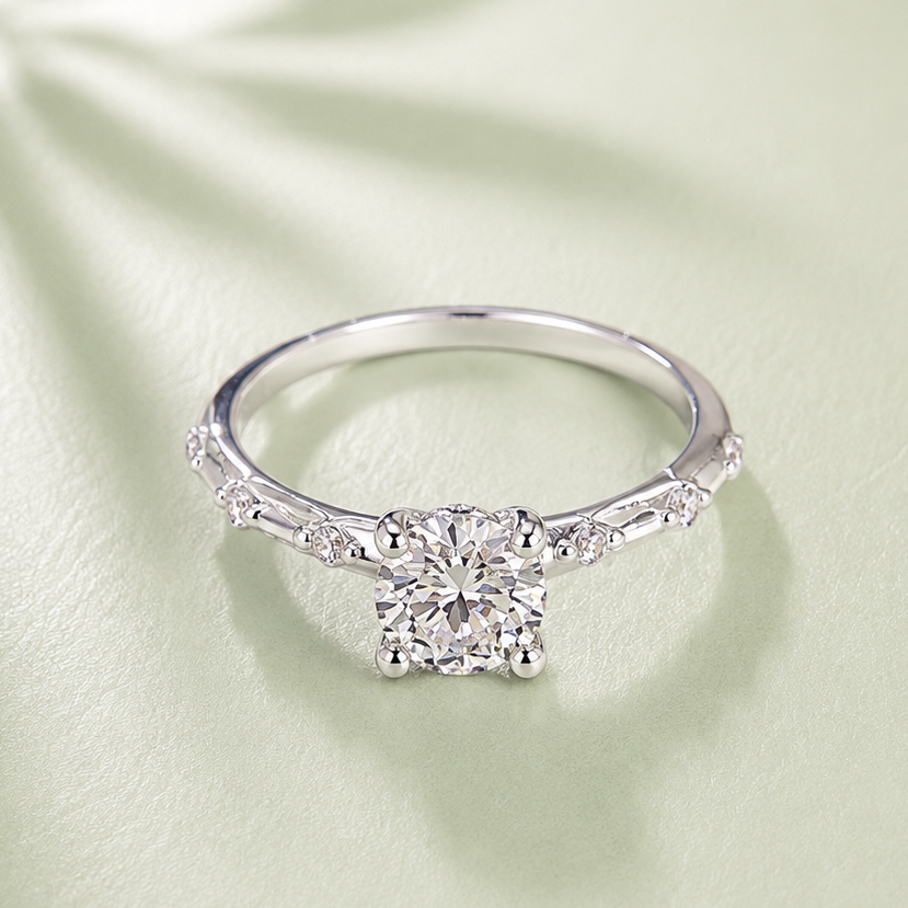 Anillo Solitario Aurora Moissanita