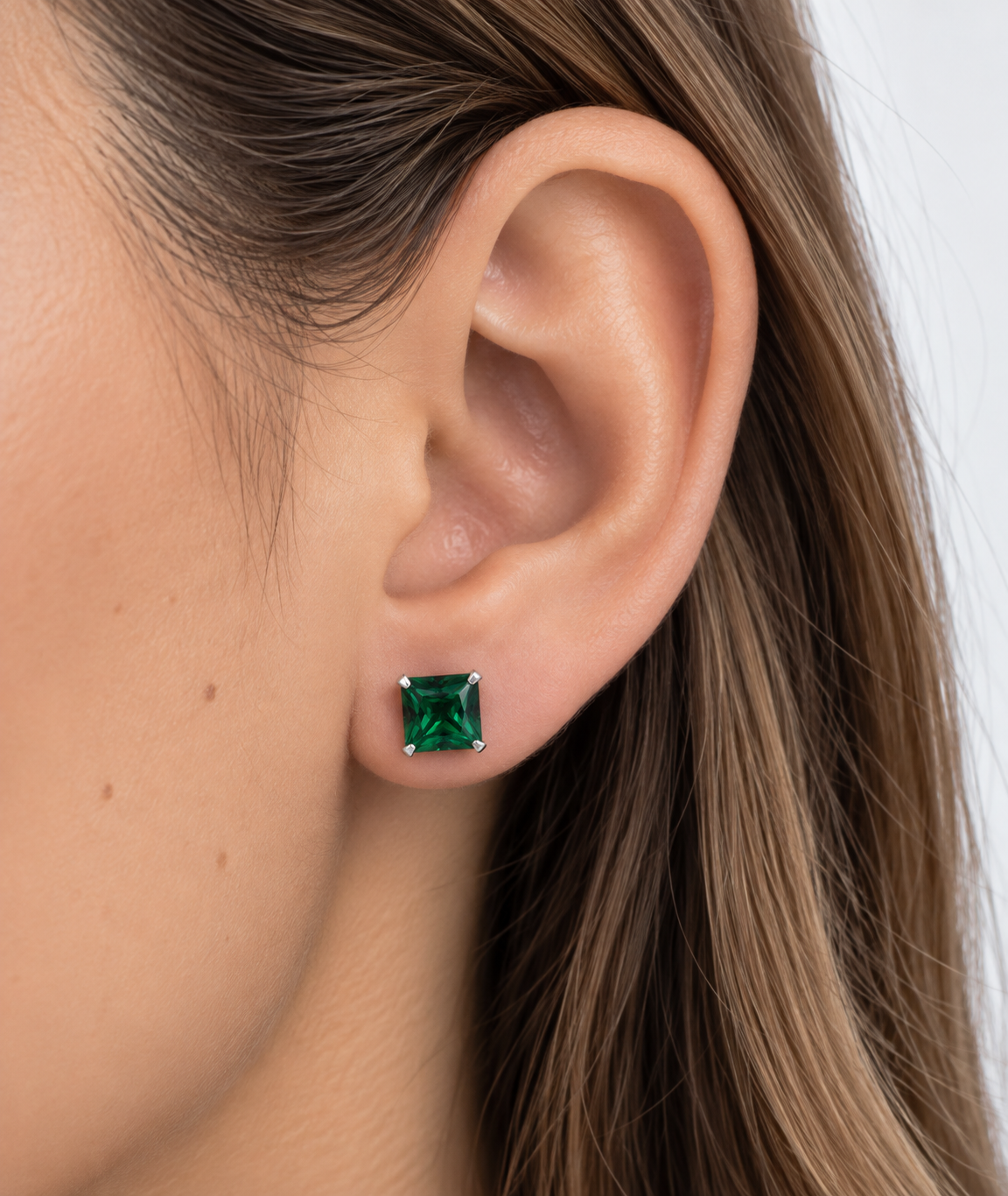 Aros Cuadrados Verdes 8 mm Plata