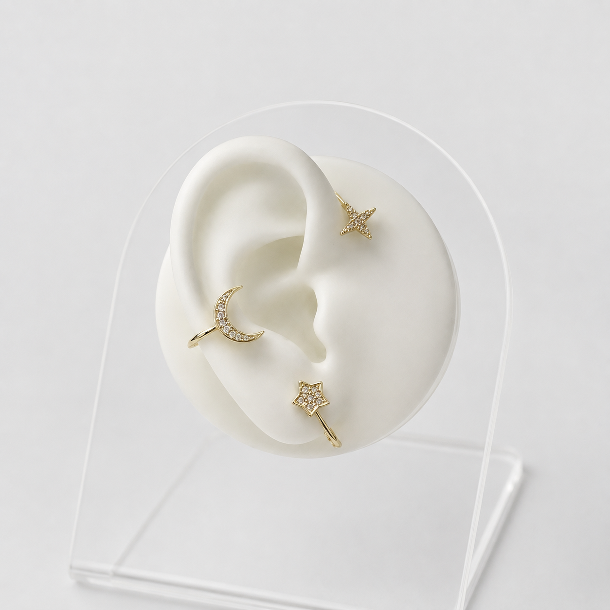 Aro Estelar Ear Cuff Derecho Baño de Oro 18k