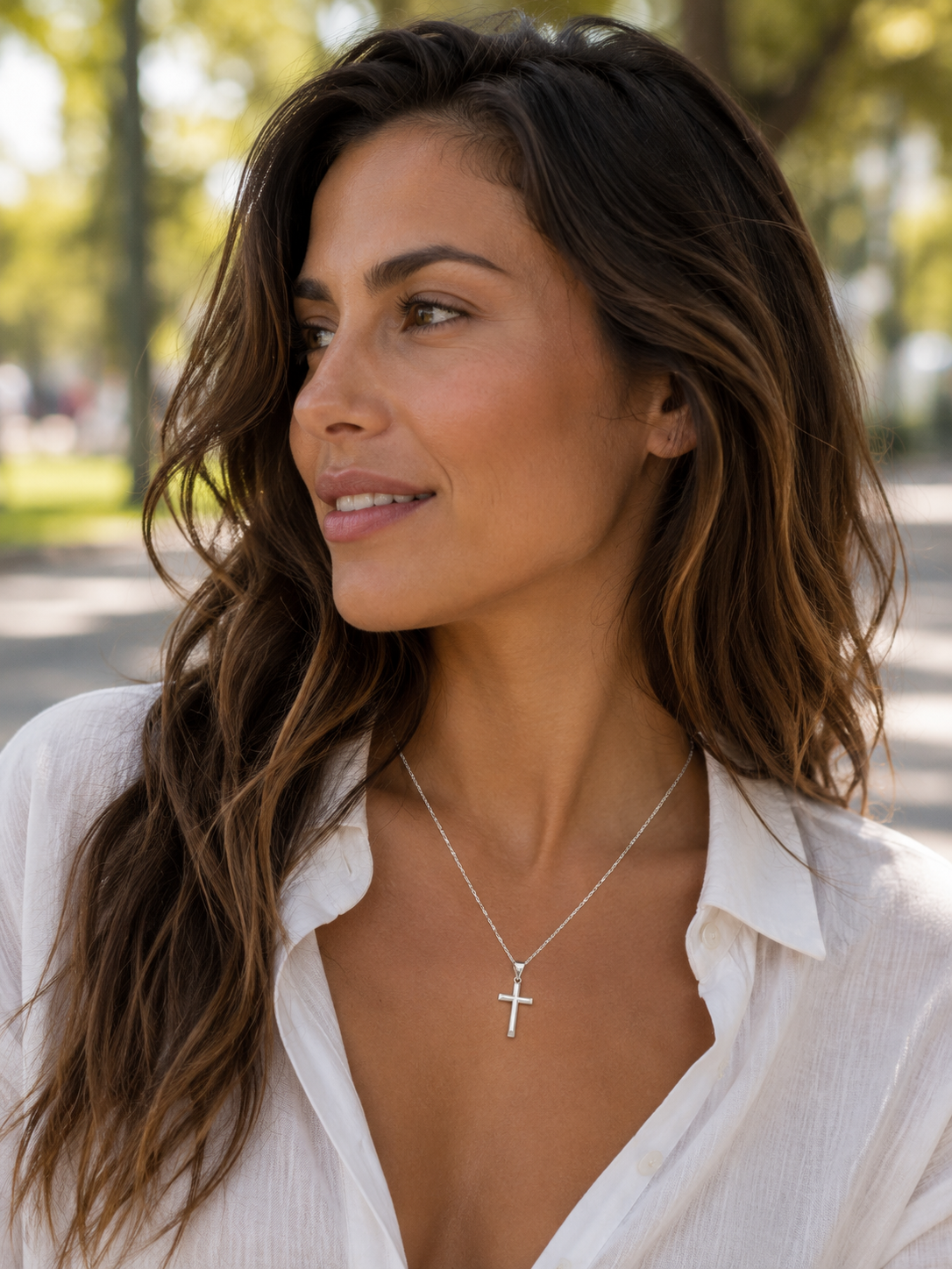 Collar cruz Esencia