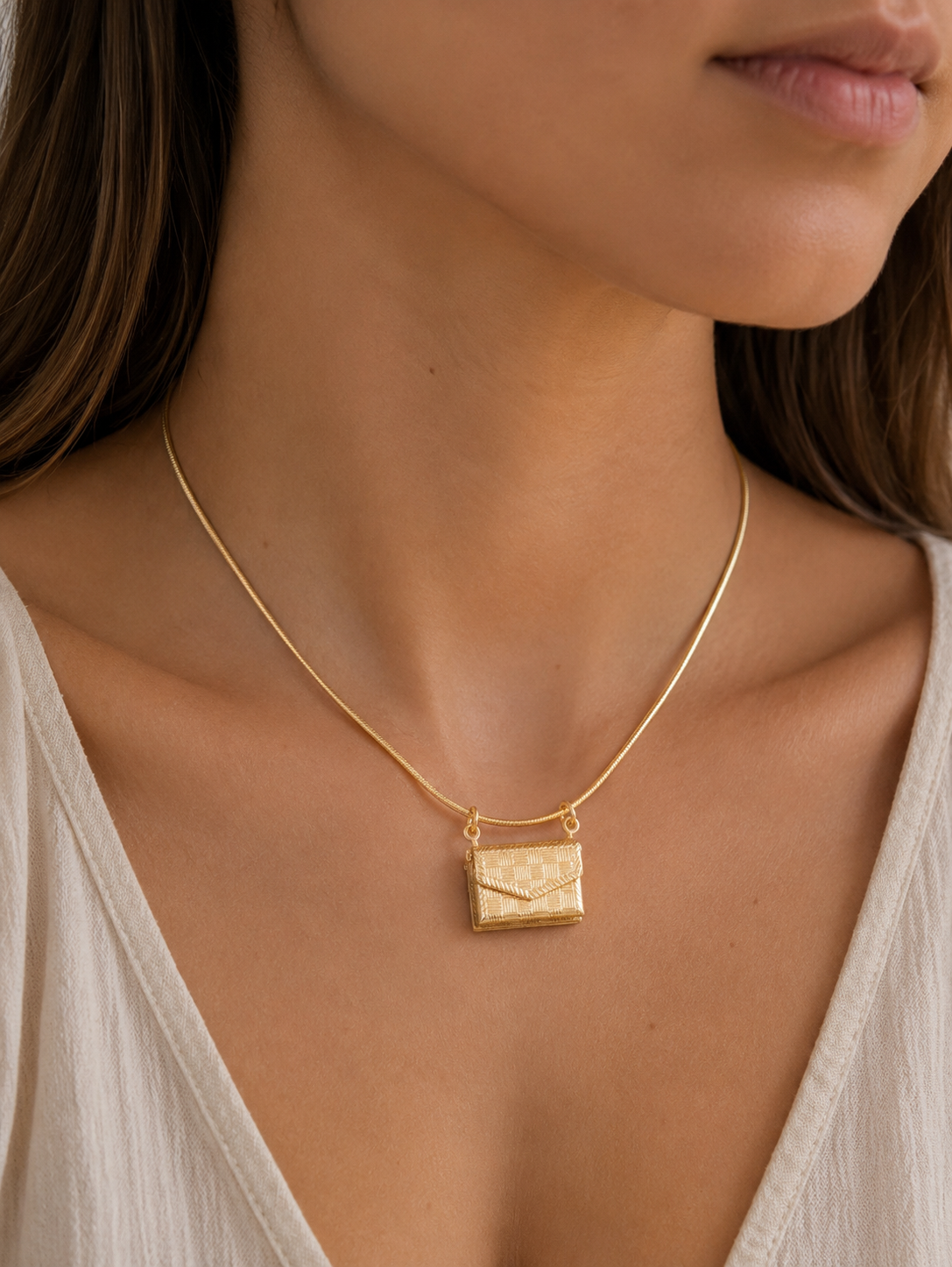 Collar Relicario Sobre Enchape Oro 18k