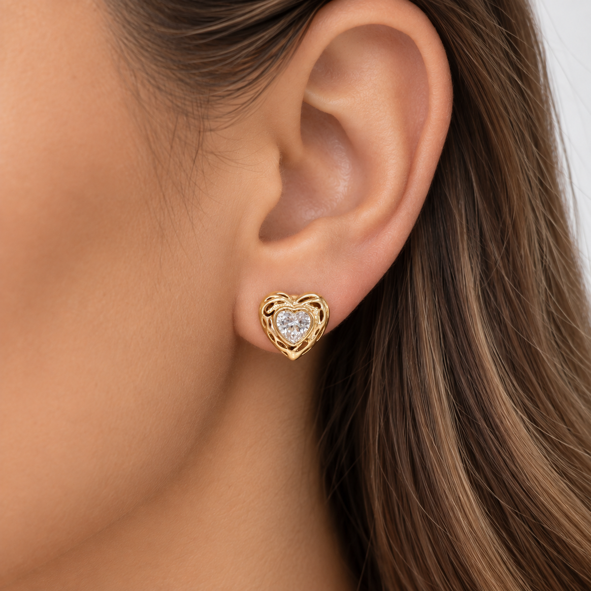 Aros Corazón Gran Circón Oro