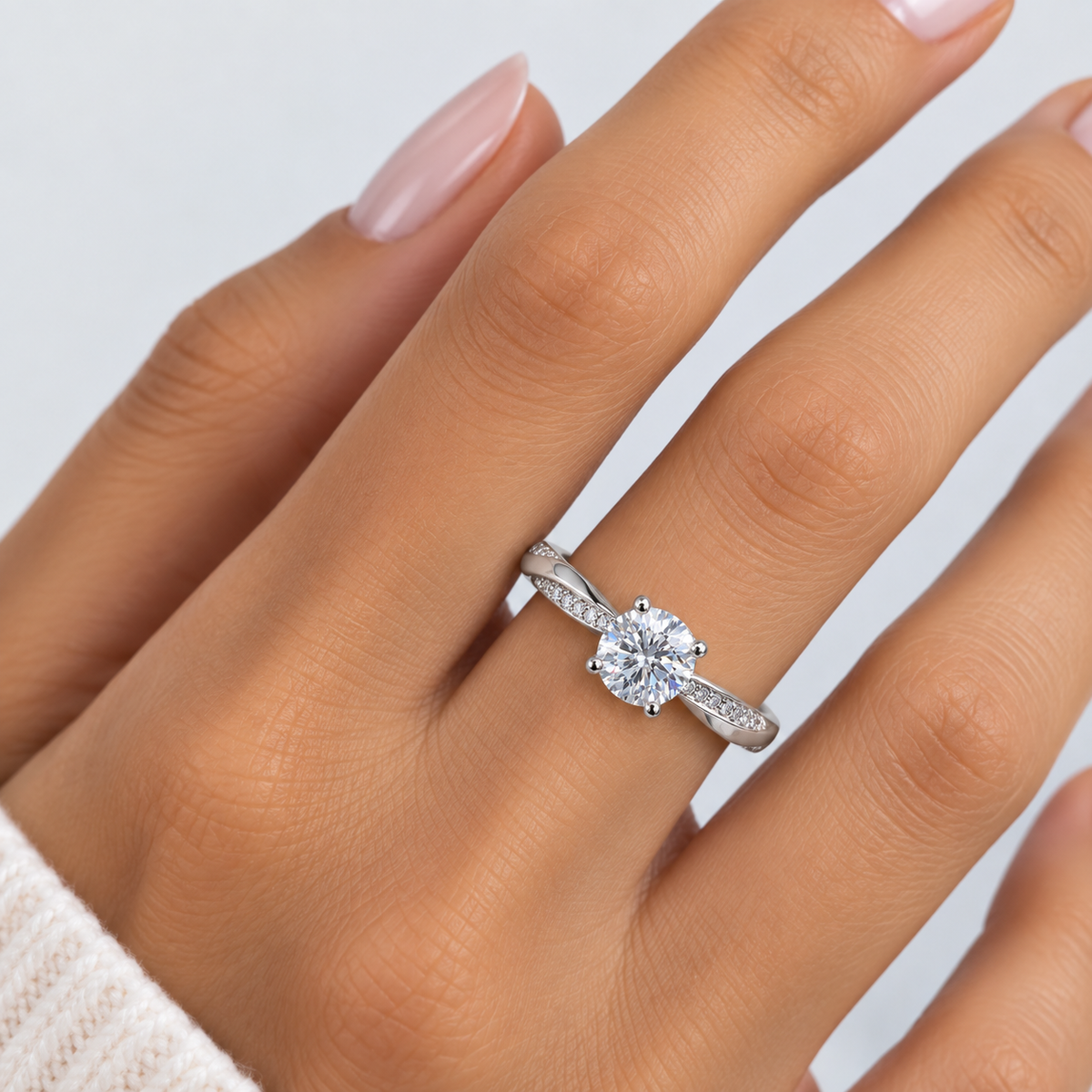 Anillo Solitario Isabella Moissanita Plata