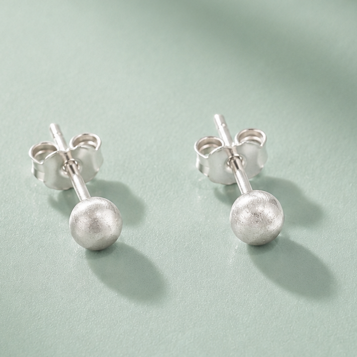 Aros esfera satinada plata