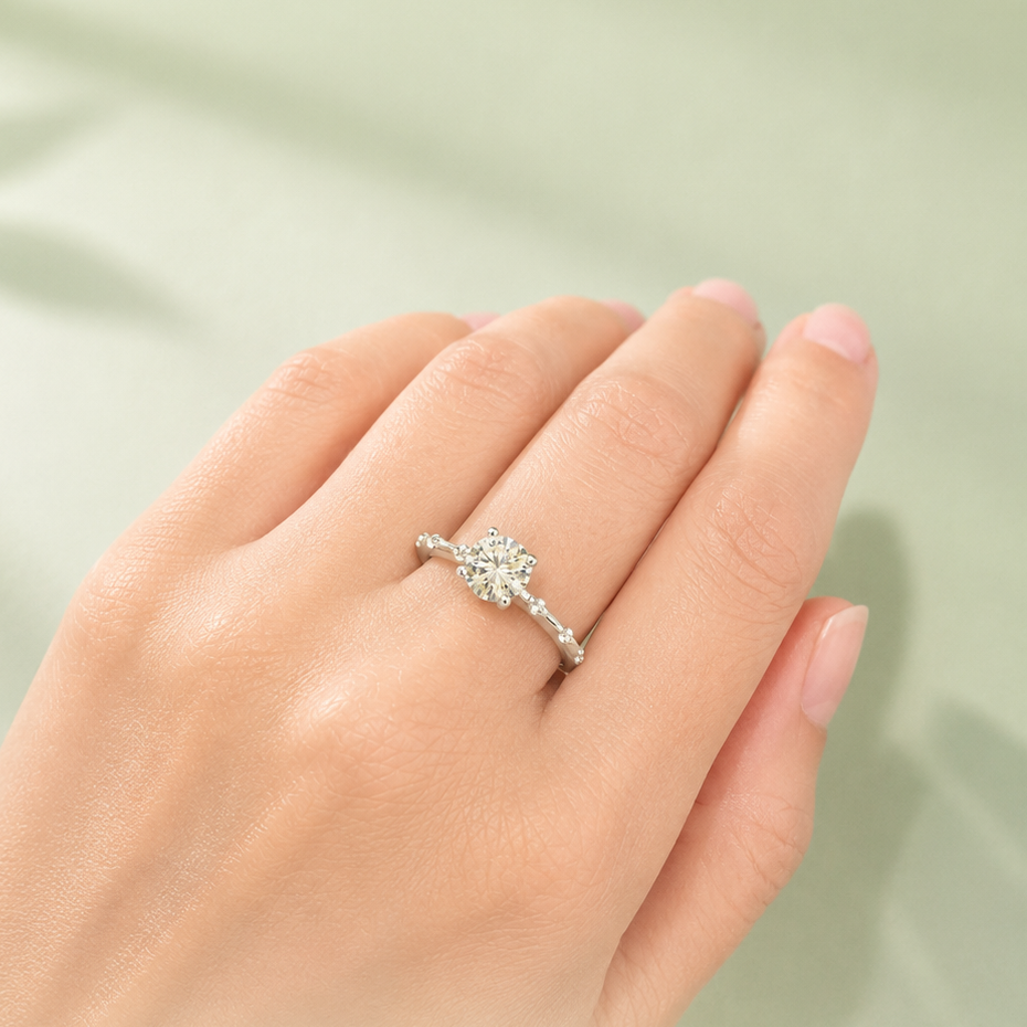 Anillo Solitario Aurora Moissanita