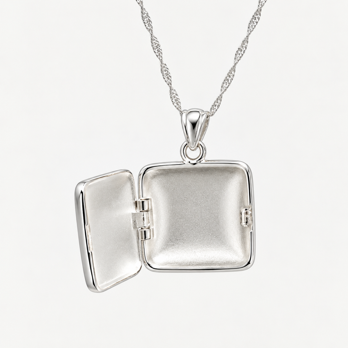 Collar Relicario Tesoro Plata
